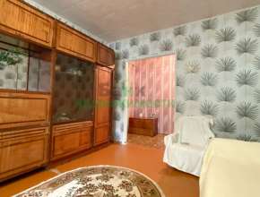 Продам 2-комнатную квартиру Вольск, ул Коммунарная, д. 15 572676