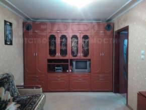 Сдам - 1к кв., 9 тыс /мес., 32м², 3/5э., Балаково, Дзержинский п., ул Харьковская, д. 36 ул. Харьковская - Снять 1-комнатную квартиру на вторичке, Балаково 82555