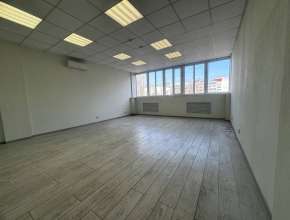 Сдам - универсальное помещ., 806 тыс /мес., 1152м², Саратов, Центр, ул им Рахова В.Г., д. 181 Аренда коммерческой недвижимости, Сенной в Саратове 85360