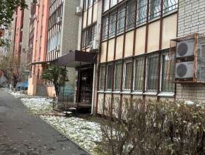 Сдам - универсальное помещ., 60 тыс /мес., 83м², Саратов, Кировский р-н., ул им Посадского, д. 180/198 Сдам Универсальное помещение Саратов, Кировский р-н., ул им Посадского, д. 180/198 85770