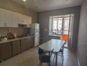 Продам - 2к кв., 8,5 млн , 76м², 6/9э., Балаково, 11 микрорайон, ул Саратовское шоссе, д. 77 ул. Саратовское шоссе, д. 89/2 - купить квартиру, Балаково, вторичное жилье 575811