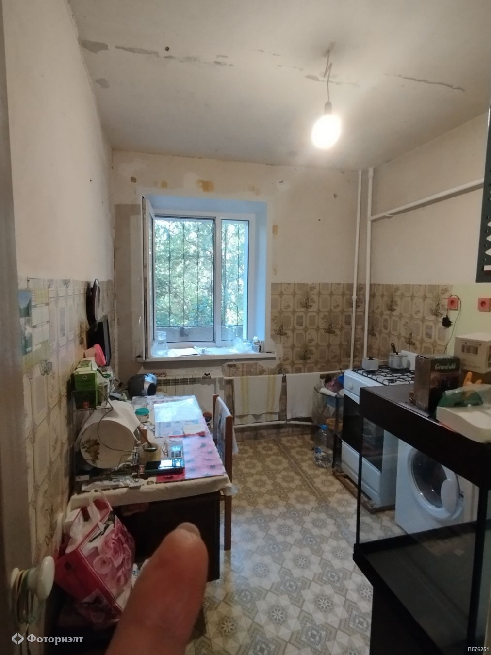 Продам - 2к кв., 4,3 млн , 52м², 2/10э., Саратов, Ленинский р-н., ул им  Академика О.К. Антонова, д. 17 | ID П576251