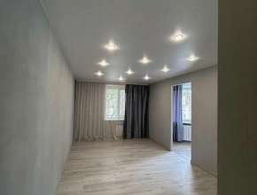 Продам - 2к кв., 5,05 млн , 44м², 3/5э., Саратов, Центр, ул им Чапаева В.И., д. 35 ул. Рабочая, д. 49 - купить квартиру, Саратов, вторичное жилье 577307