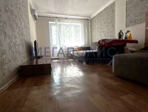 Продам - 2к кв., 4,4 млн , 53м², 2/9э., Балаково, 8 микрорайон, проезд Энергетиков, д. 6 ул. 30 лет Победы, д. 34 - купить квартиру, Балаково 577470