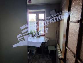 Продам - 2к кв., 2,8 млн , 44м², 5/5э., Балаково, ул Комарова, д. 105 Продам 2-комнатную квартиру Балаково, ул Минская, д. 13 578836