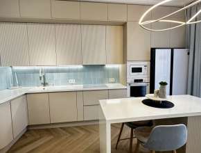 Продам - 4к кв., 23,9 млн , 107м², 7/37э., Саратов, Волжский р-н., пл Славянская, д. 2 пл Славянская, д. 2 - купить квартиру, Саратов, вторичное жилье 578993