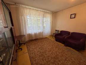 Продам - 2к кв., 1,75 млн , 50м², 1/2э., Саратов, Заводской р-н., проезд Нефтяной 1-й, д. 49 Продам 2-комнатную квартиру Саратов, Заводской р-н., проезд Нефтяной 1-й, д. 49 579024