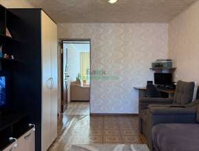 Продам - 2к кв., 3 млн , 47м², 5/5э., Балаково, 4 микрорайон, ул Вокзальная, д. 8а Продам 2-комнатную квартиру Балаково, 4 микрорайон, ул Вокзальная, д. 8а 579629