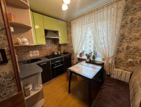 Продам - 2к кв., 3,95 млн , 42м², 6/9э., Саратов, Ленинский р-н., ул Саперная, д. 21 Продам 1-комнатную квартиру Саратов, Улеши, ул им Чернышевского Н.Г., д. 2 579728