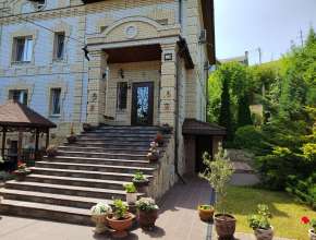 Продам Коттедж Саратов, Фрунзенский&nbsp;р-н., ул&nbsp;Светлая, д.&nbsp;19 579852