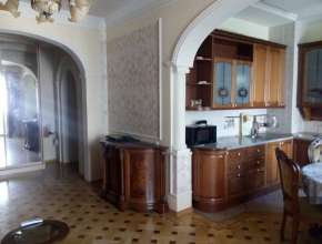 Продам 2-комнатную квартиру Саратов, Фрунзенский&nbsp;р-н., пр-кт&nbsp;Петра&nbsp;Столыпина, д.&nbsp;6/8 579853