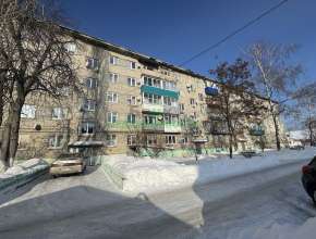 Продам - 4к кв., 3,65 млн , 61м², 5/5э., Вольск, пер Саратовский 1-й, д. 2/8 Продам 4-комнатную квартиру Вольск, пер Саратовский 1-й, д. 2/8 579894