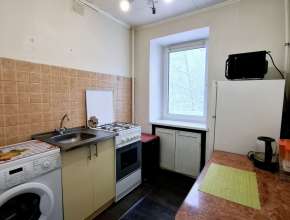 Продам - 1к кв., 2,9 млн , 30м², 4/9э., Саратов, Фрунзенский р-н., ул Шелковичная, д. 200 Октябрьское ущелье - купить квартиру, Саратов 579926