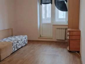 Продам 1-комнатную квартиру Саратов, Микрорайон «САЗ», ул&nbsp;Им&nbsp;Плякина&nbsp;А.В., д.&nbsp;1 580070