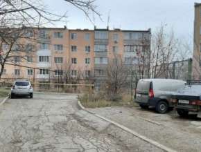 Продам 2-комнатную квартиру Саратов, Ленинский&nbsp;р-н., ул&nbsp;Майская, д.&nbsp;4в 580312