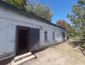 Продам - универсальное помещ., 480 тыс , 64м², Красный Кут, ул им Маяковского, д. 54 Продам Универсальное помещение Красный Кут, ул им Маяковского, д. 54 580797