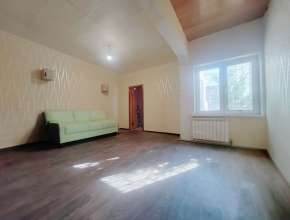 Продам - 5к кв., 7,39 млн , 102м², 1/2э., Саратов, Центр, ул им Гоголя Н.В., д. 79 ул. Большая Горная - купить квартиру, Саратов, вторичное жилье 580809